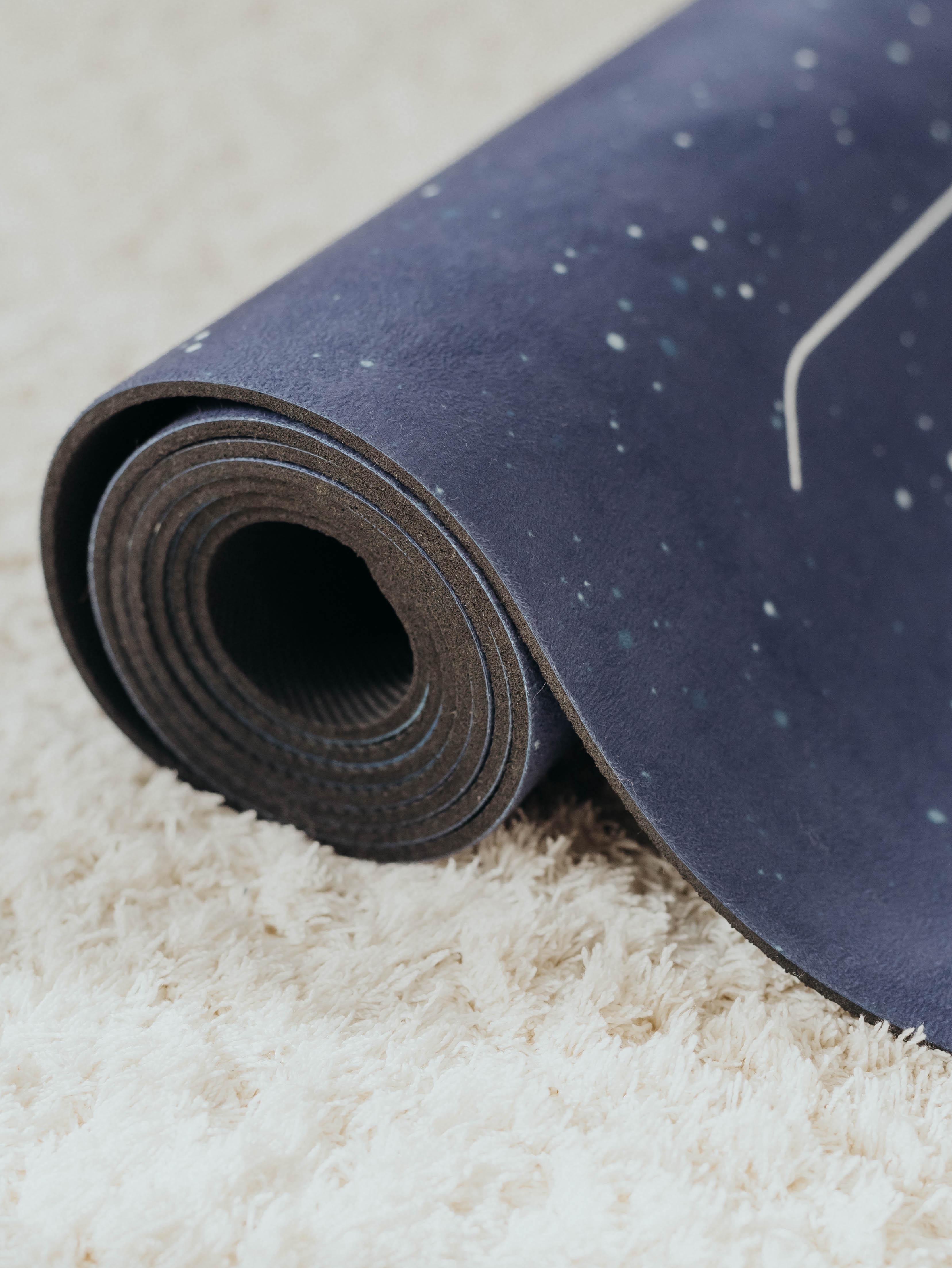 Коврик для йоги и фитнеса Lita Travel Space Energy каучуковый замшевый 183х61х0,15 см (10-24-1) - фото 10 Коврик для йоги и фитнеса Lita Travel Space Energy каучуковый замшевый 183х61х0,15 см (10-24-1) - фото 10