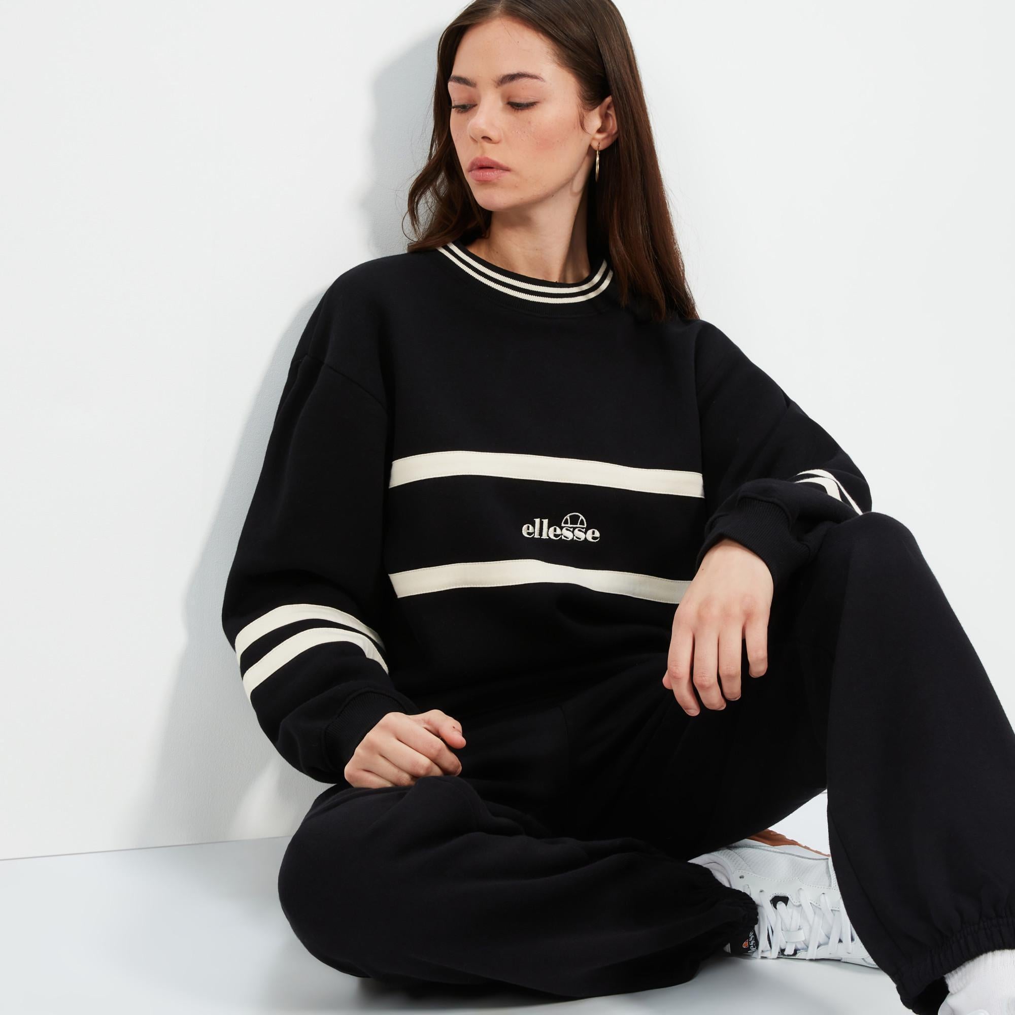 Свитшот женский Ellesse Sweatshirt L Черный (7dSGT19161-011 L)