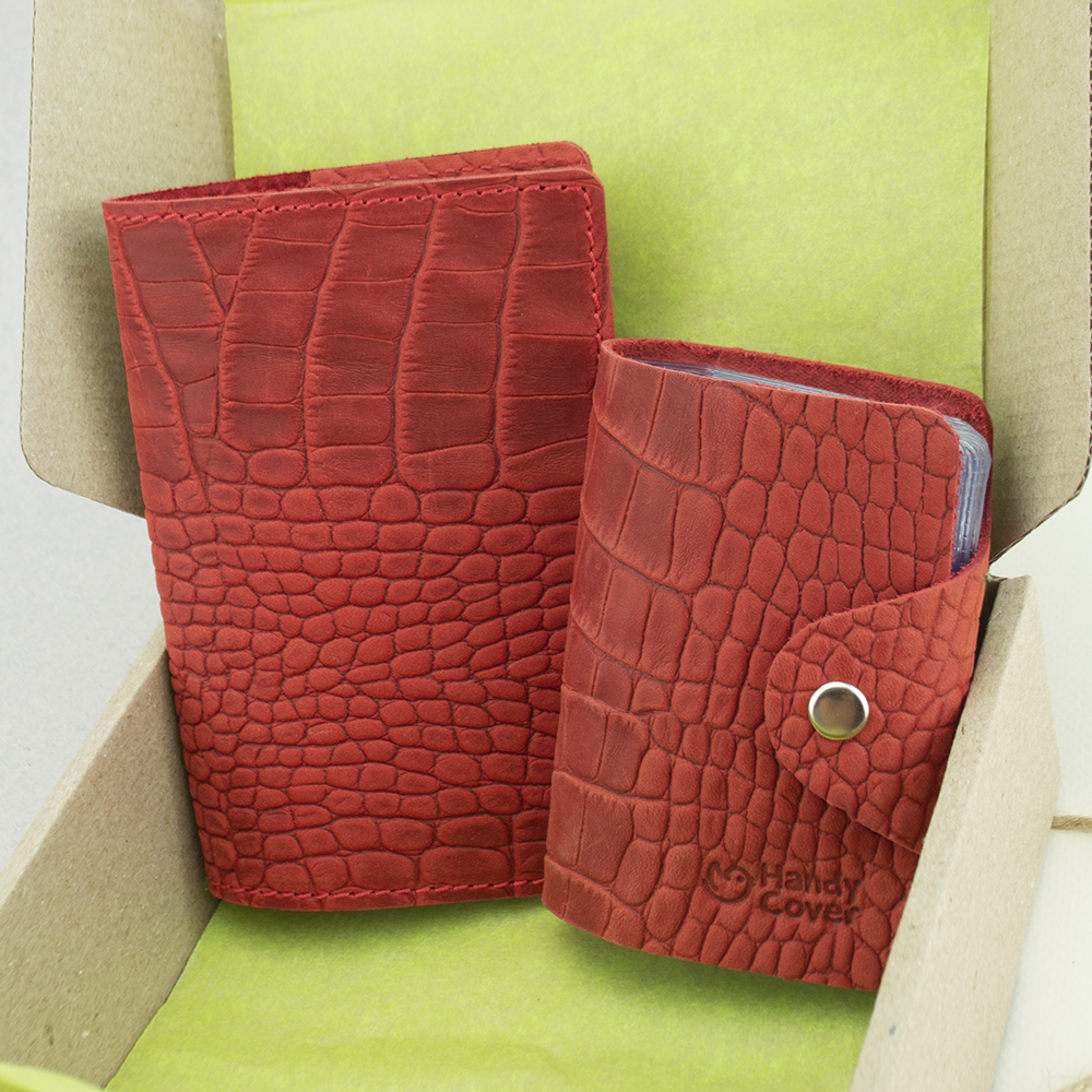 Подарочный набор женский HandyCover №28 Крокодил обложка на паспорт/визитница Красный
