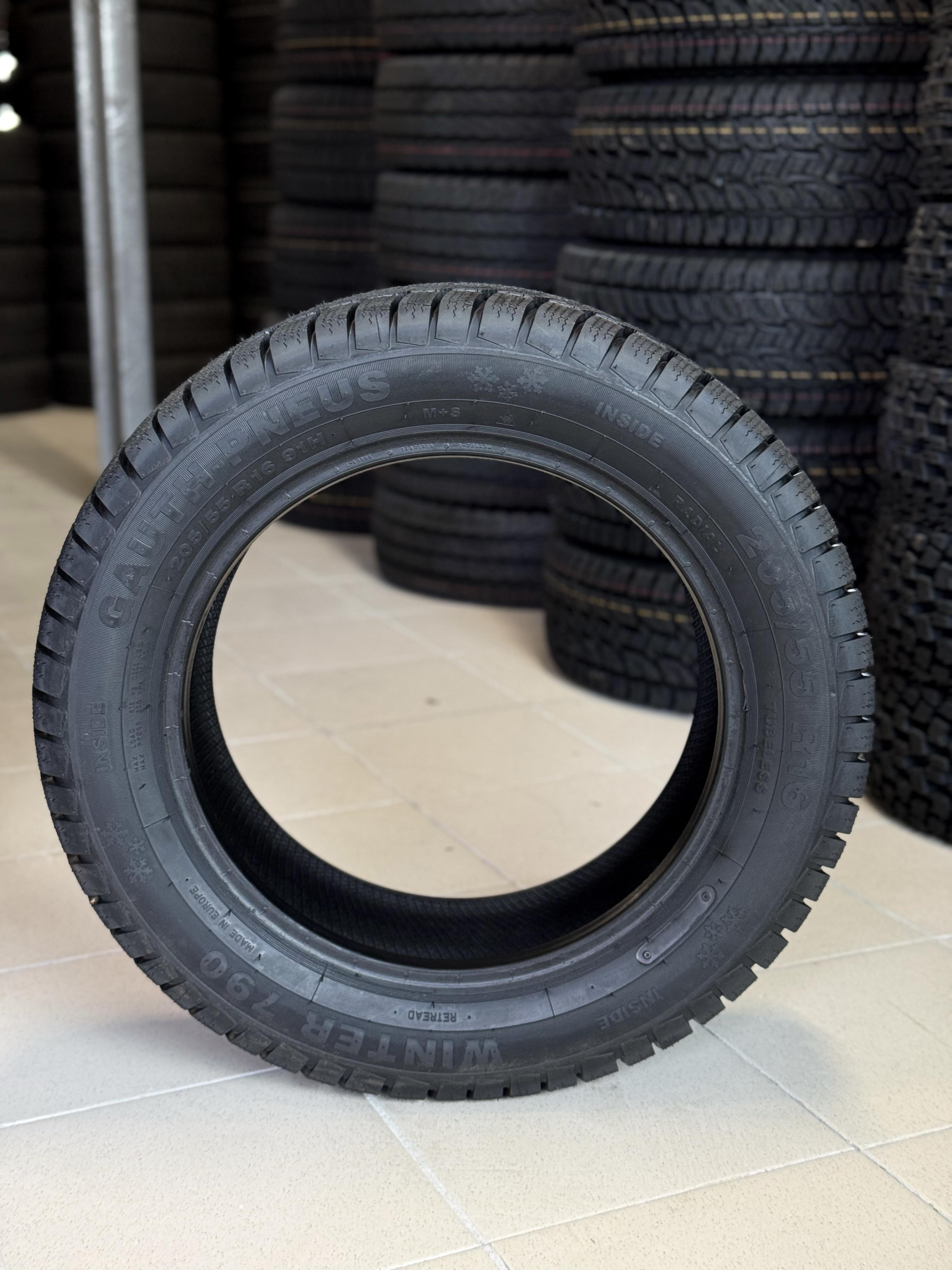 ≡ Зимові шини 205/55R16 • Купити в Києві, Україні • Інтернет