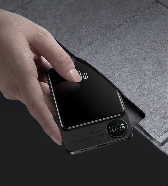 Повербанк беспроводной Q9 5000 mAh Черный (30322599) - фото 3 Повербанк беспроводной Q9 5000 mAh Черный (30322599) - фото 3