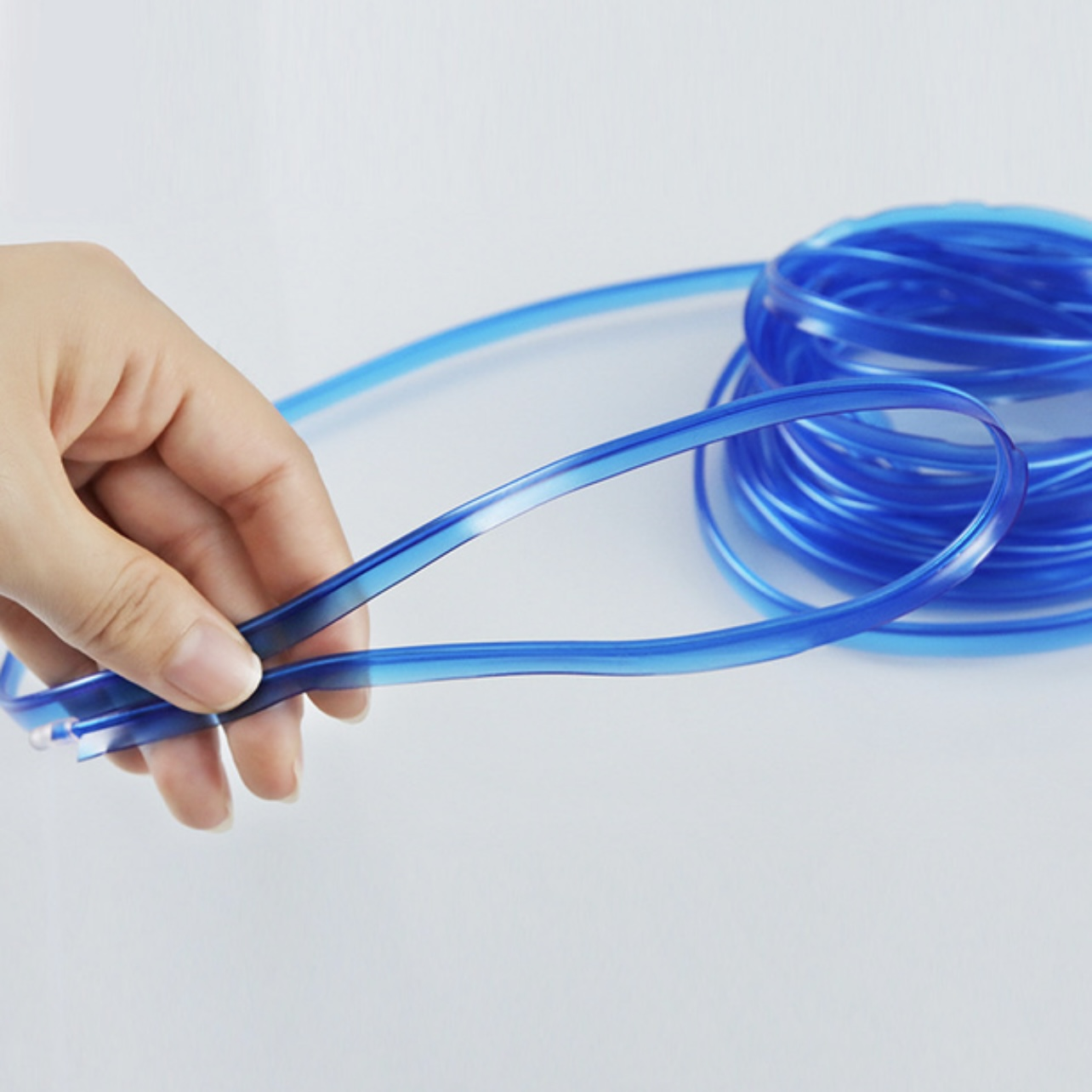 USB-стрічка для авто NeonixRide контурна неонова 5 м Синій (2171) - фото 4 USB-стрічка для авто NeonixRide контурна неонова 5 м Синій (2171) - фото 4