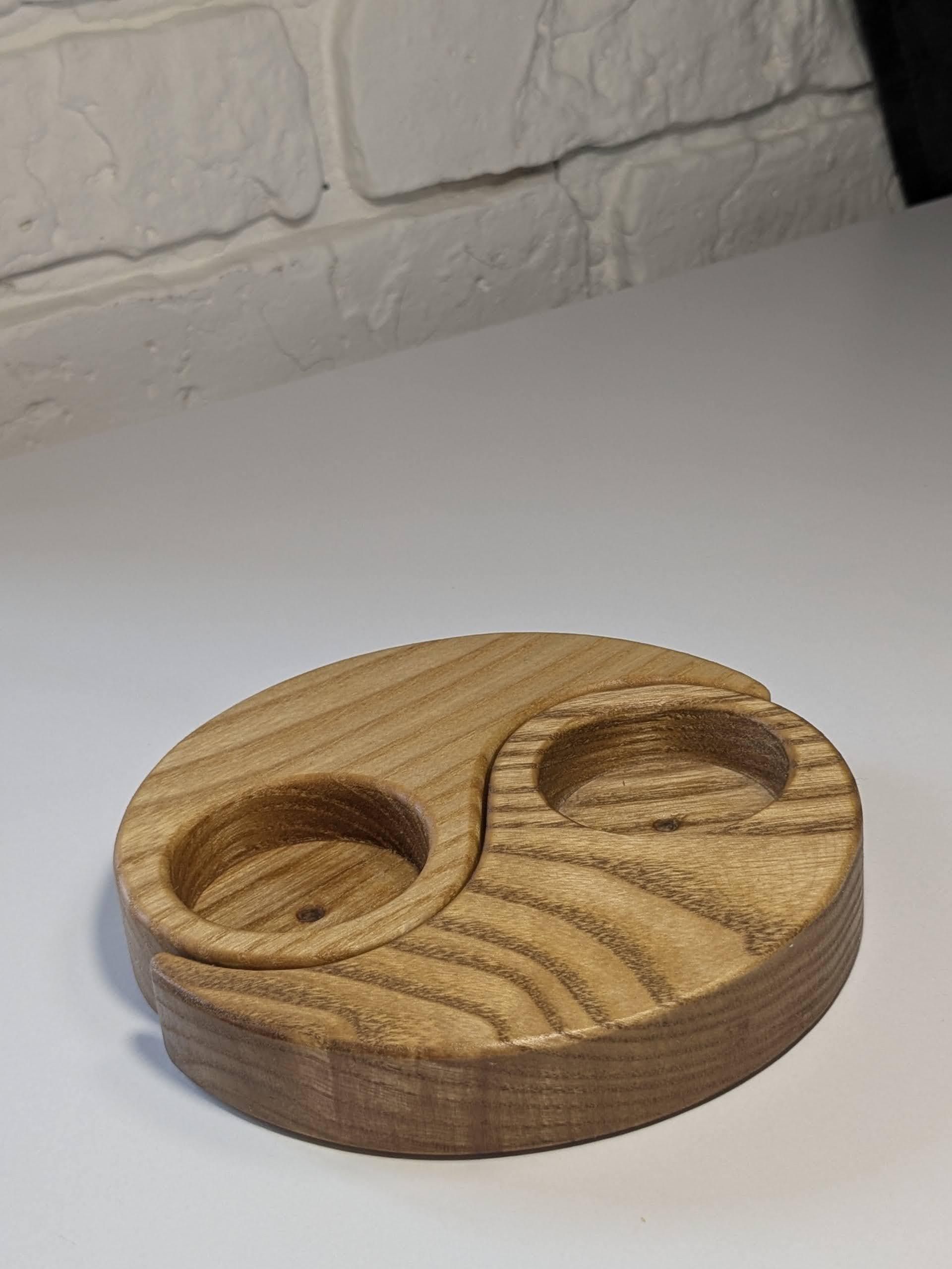 Підсвічник дерев'яний Інь-Ян Ø 120 мм (CN-001) - фото 2 Підсвічник дерев'яний Інь-Ян Ø 120 мм (CN-001) - фото 2