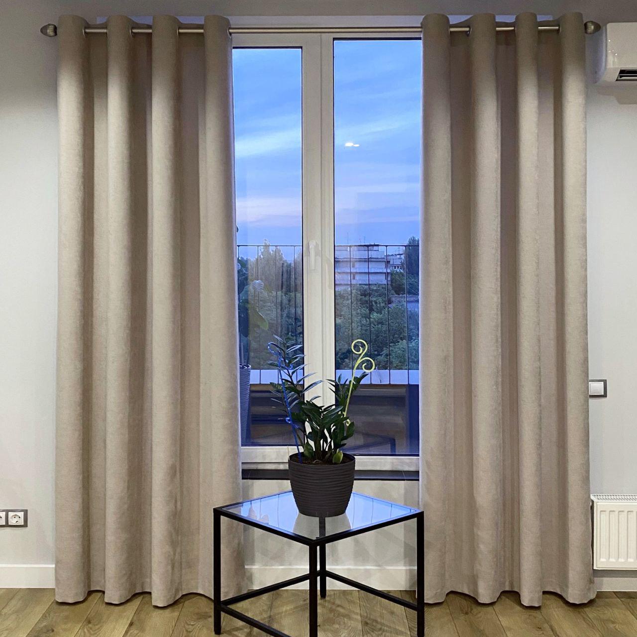 Шторы на серых люверсах микровелюр 175x250 см 2 шт. Серо-бежевый (5801211-МТ2/175-GR) - фото 1