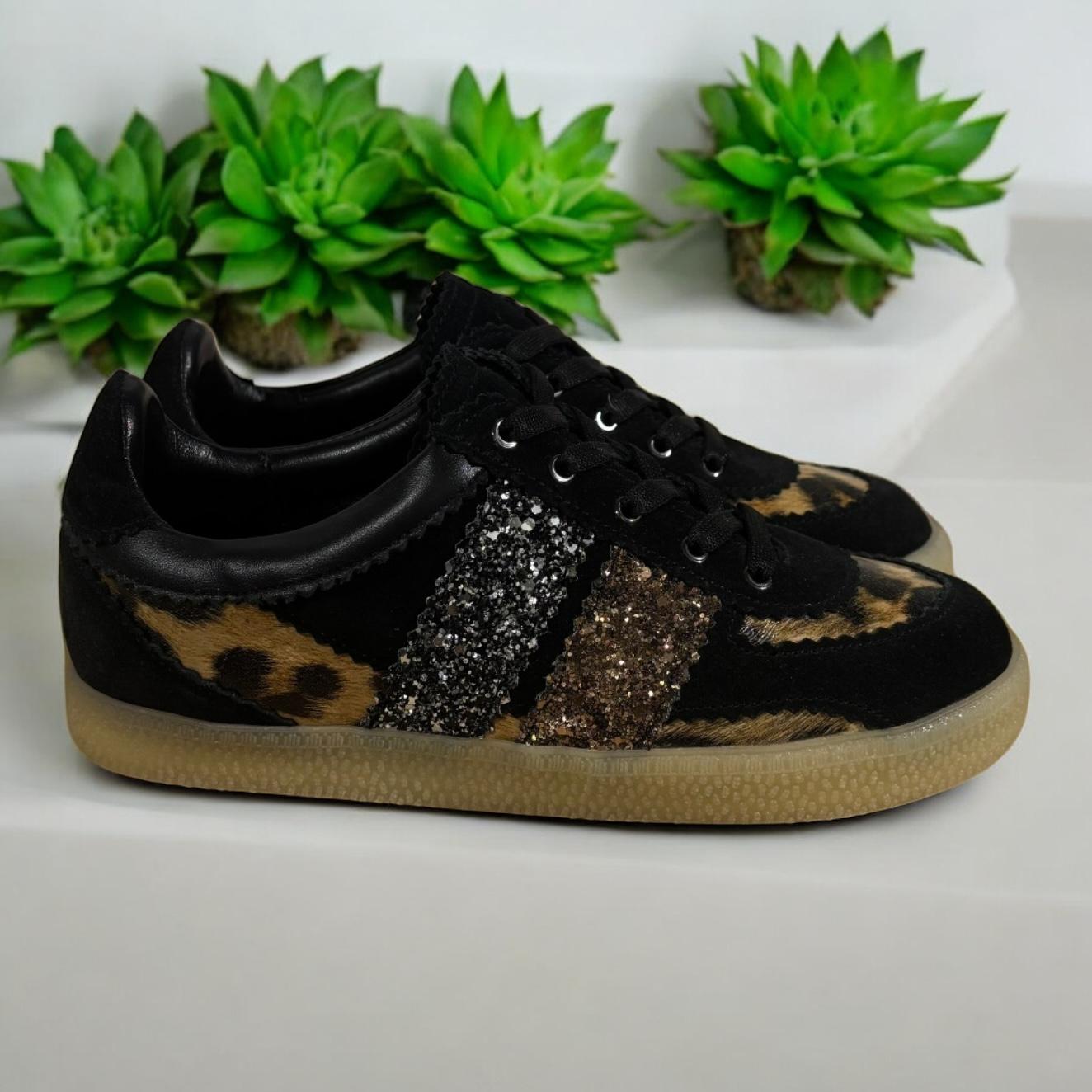 Кеди жіночі MARANDI з натуральної шкіри та з м'якою устілкою р. 37 Чорний (Z-Leo-str-37- чорний) - фото 3 Кеди жіночі MARANDI з натуральної шкіри та з м'якою устілкою р. 37 Чорний (Z-Leo-str-37- чорний) - фото 3