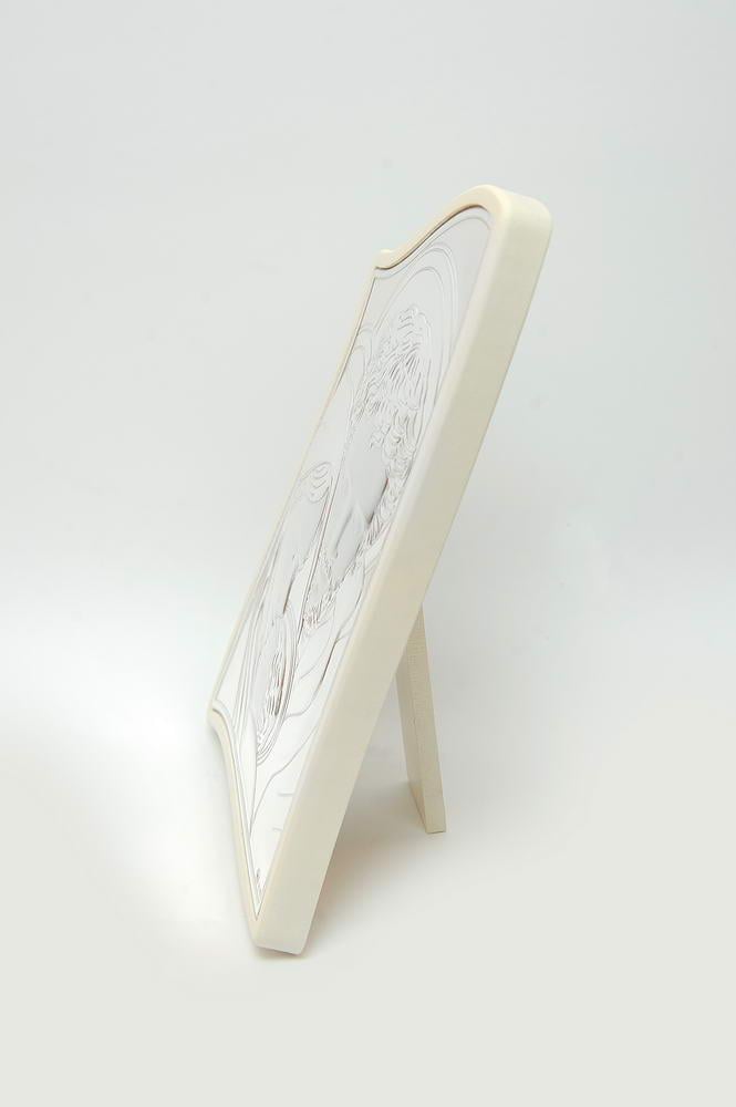 Срібна ікона Свята Родина в білій рамці 6х7,5 см - фото 4 Срібна ікона Свята Родина в білій рамці 6х7,5 см - фото 4