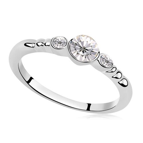 Кольцо с кристаллами Сваровски 03_8147 Showfay р. 17,5 Белый