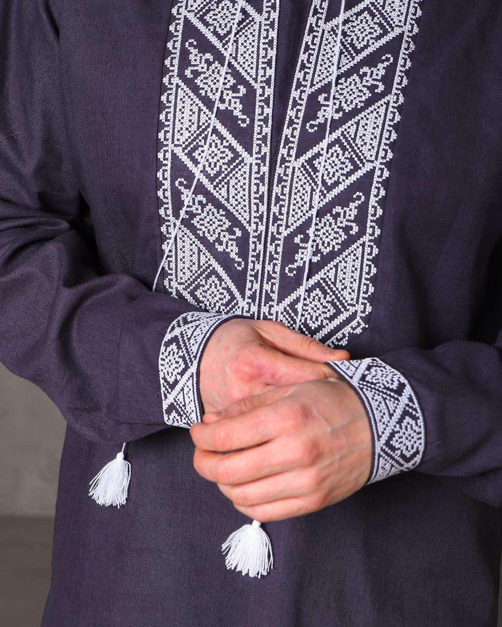 Вышиванка мужская Михаил с белой вишивкой р. 39 (KK-0822/39) - фото 5 Вышиванка мужская Михаил с белой вишивкой р. 39 (KK-0822/39) - фото 5