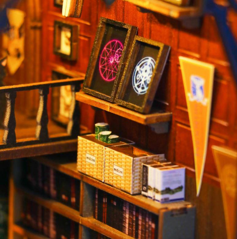 Румбокс книжный 3D DIY CuteBee Бук Нук Магическая Мастерская со светом - фото 11