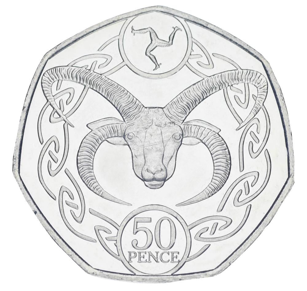 Коллекционная монета Остров Мэн 50 пенсов 2020 UNC Регулярная чеканка Трискелион Голова козла (М24976)