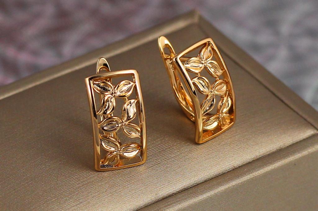 Серьги Xuping Jewelry изогнутый резиновый прямоугольник 1,8 см Золотистый