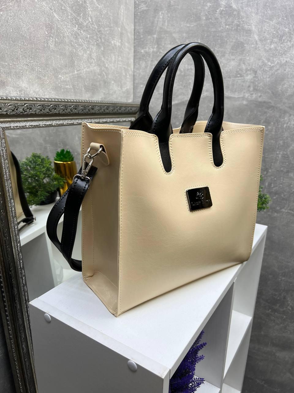 Сумка тоут женская через плечо большая классическая вмещает А4 Бежевый - фото 3 Сумка тоут женская через плечо большая классическая вмещает А4 Бежевый - фото 3