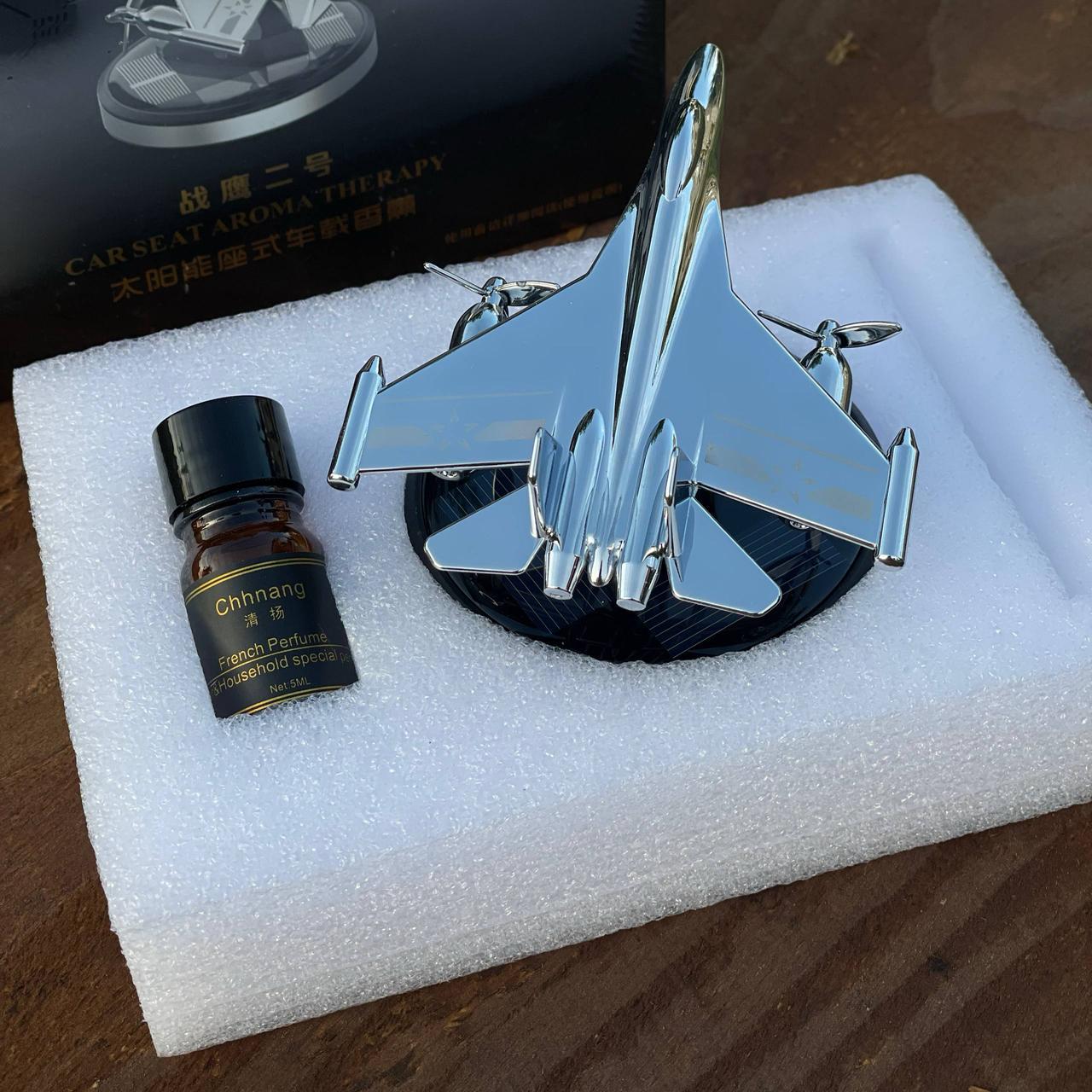 Ароматизатор автомобільний літак на сонячних елементах Сірий - фото 7 Ароматизатор автомобільний літак на сонячних елементах Сірий - фото 7