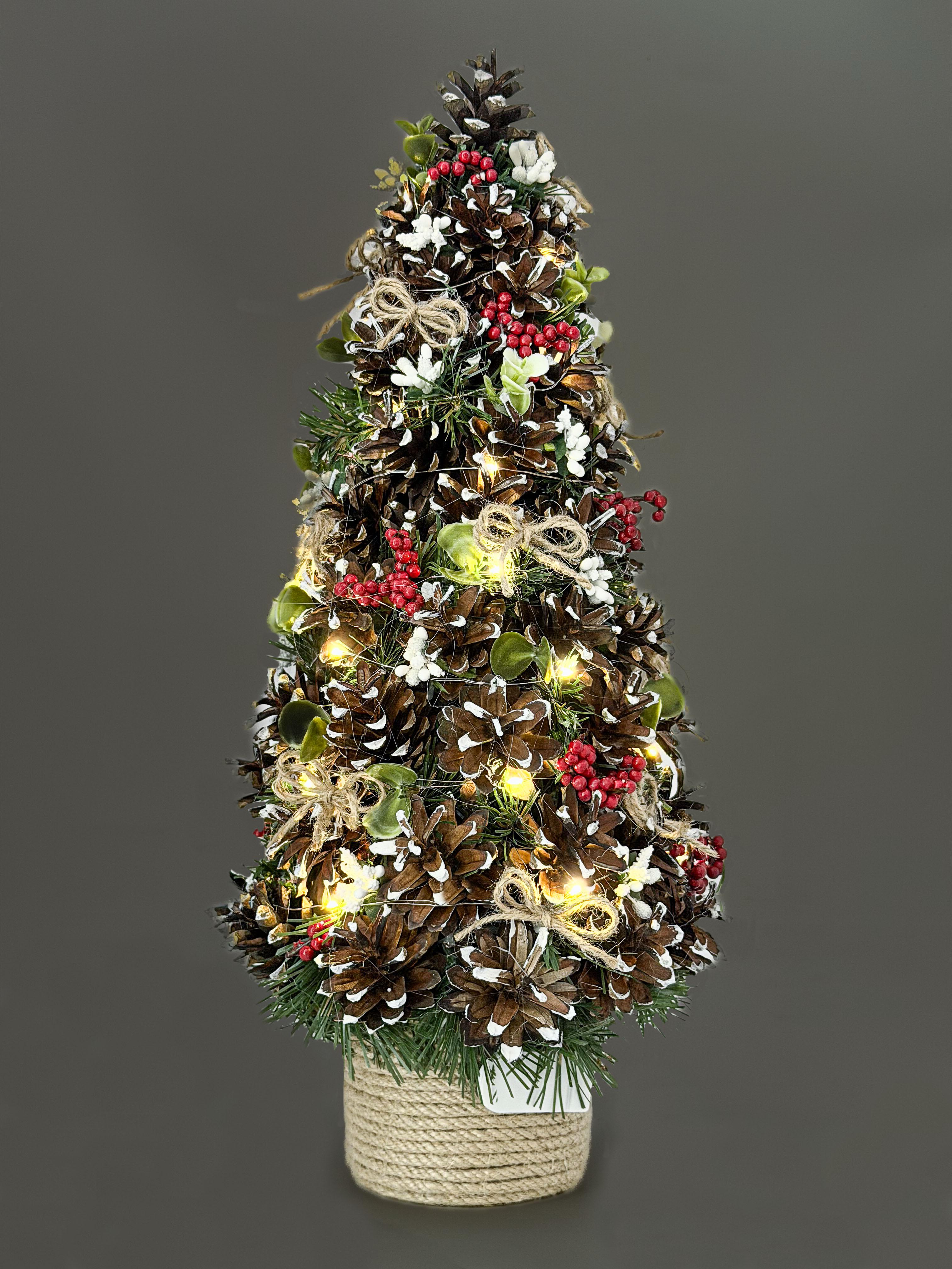 Елка декоративная GALA DECOR из шишек и ягод рябины на подставке с подсветкой 47-48 см (Е4722Л)