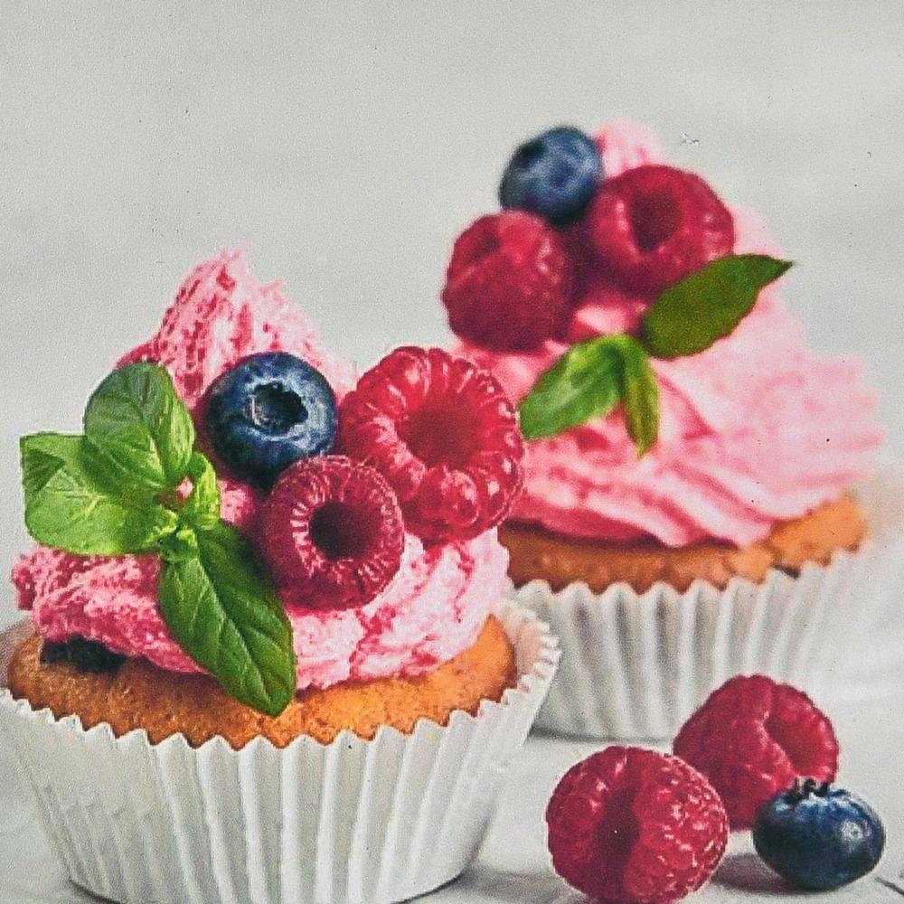 Картина по номерам Strateg Ягодная нежность бриллиантовая вышивка мозаика 30х30 см (VM-127-A-206)