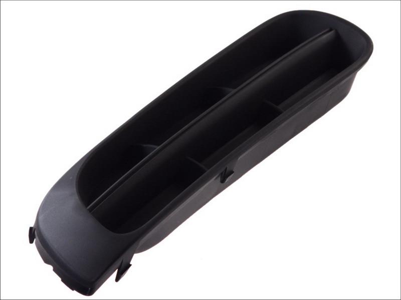 Решетка бампера AVTM Skoda Fabia 2 / Roomster 07-10 левая без отверстий для противотуманок (кроме RS) 6408 913