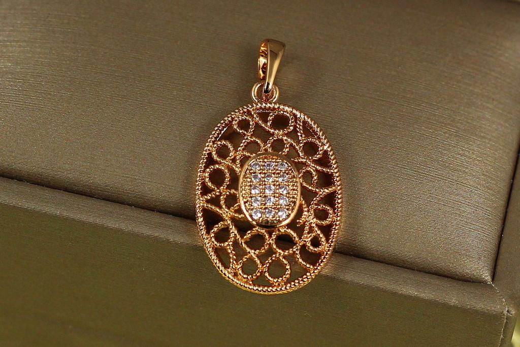 Кулон Xuping Jewelry Вензель 2,5 см (2629125012) Кулон Xuping Jewelry Вензель 2,5 см (2629125012)