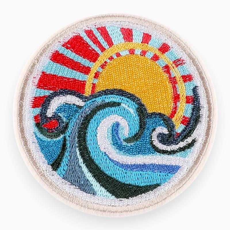 Термоаплікація Sunrise вишита 9х9 см 1 шт. Різнокольоровий (АК9090к52)