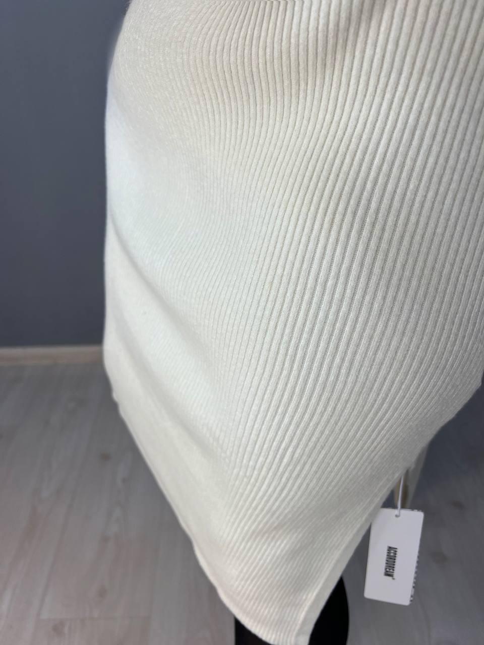 Платье женское ACCORDDREAM 2287 теплая вязка свитер рубчик воротник стойка разрезы миди р. 44-48 Молочный (3090) - фото 8 Платье женское ACCORDDREAM 2287 теплая вязка свитер рубчик воротник стойка разрезы миди р. 44-48 Молочный (3090) - фото 8