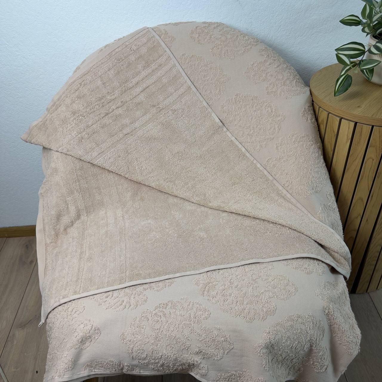 Простыня жаккардовая махровая GM TEXTILE 400 г/м2 150x200 см Бежевый (p-400G-150x200-Beige) - фото 3 Простыня жаккардовая махровая GM TEXTILE 400 г/м2 150x200 см Бежевый (p-400G-150x200-Beige) - фото 3