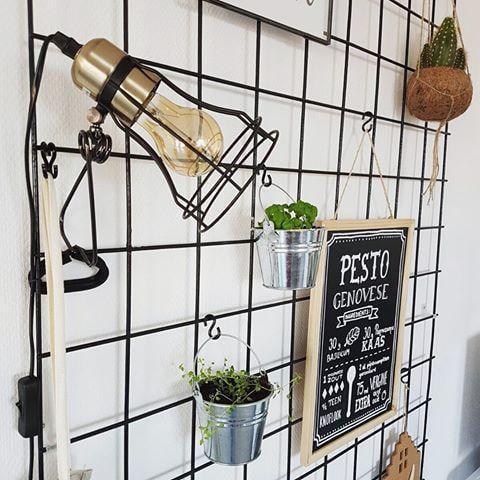 Органайзер доска настроения Мудборд Wuw сетка для заметок и фотографий 90х55 см с прищепками 12 шт. Черный (0105/2mb) - фото 7 Органайзер доска настроения Мудборд Wuw сетка для заметок и фотографий 90х55 см с прищепками 12 шт. Черный (0105/2mb) - фото 7