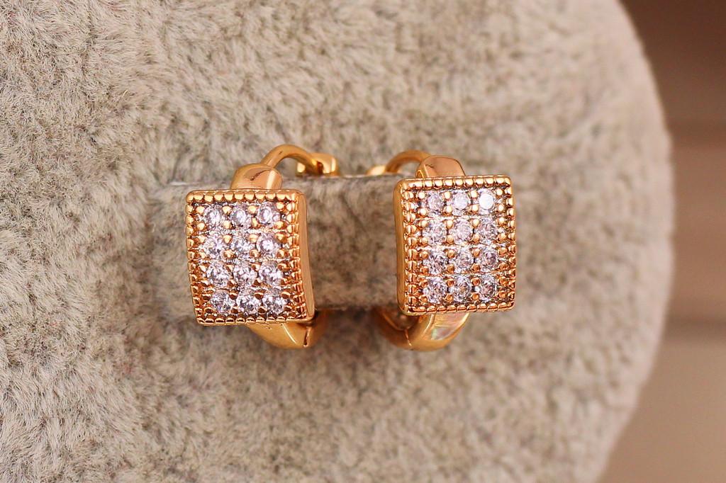 Серьги детские Xuping Jewelry квадратики из камешков в окантовке 1,2 см Золотистый