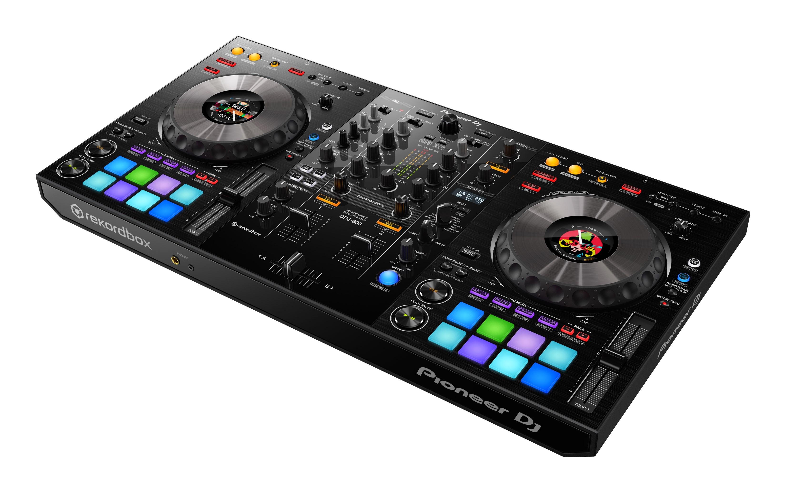 Контроллер DJ Pioneer DDJ-800 - фото 4 Контроллер DJ Pioneer DDJ-800 - фото 4