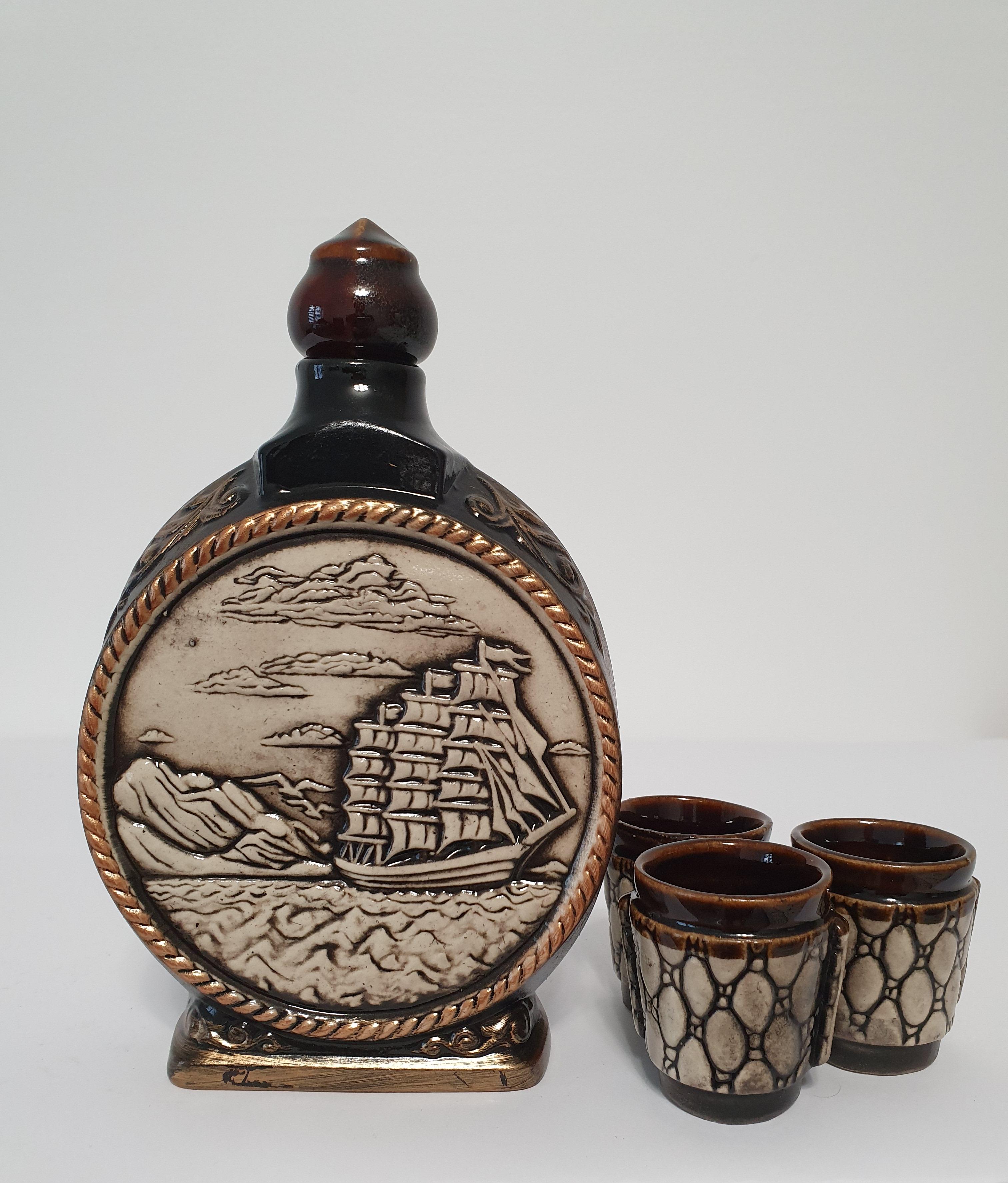 Подарочный набор для алкоголя штоф с рюмками Моряк керамика (3257)