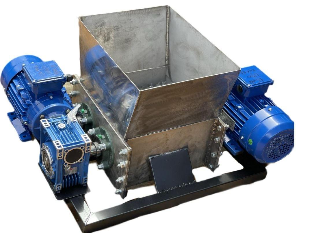 Дробилка ножевая двухвальная нержавеющая сталь 350x350 мм 3 кВт Серебристый (459)