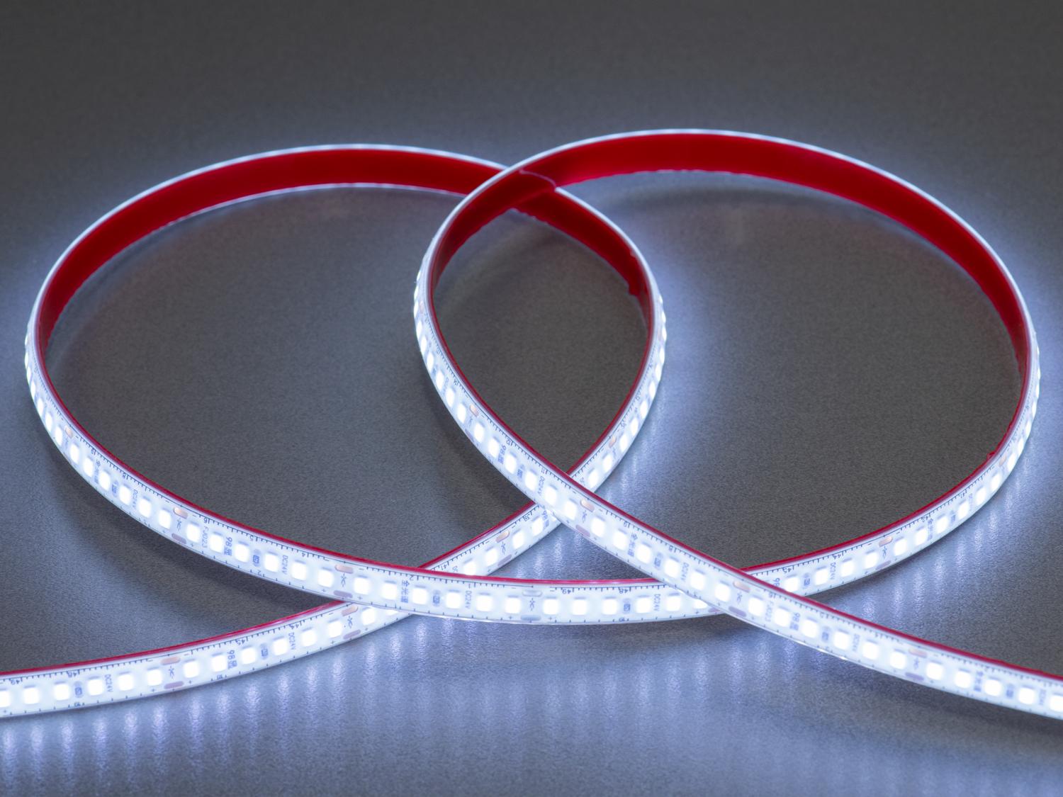 Світлодіодна стрічка 24 В 180 діодів на метр герметична 8 мм Холодний білий (P24-2835-180-CW-68-8/10)