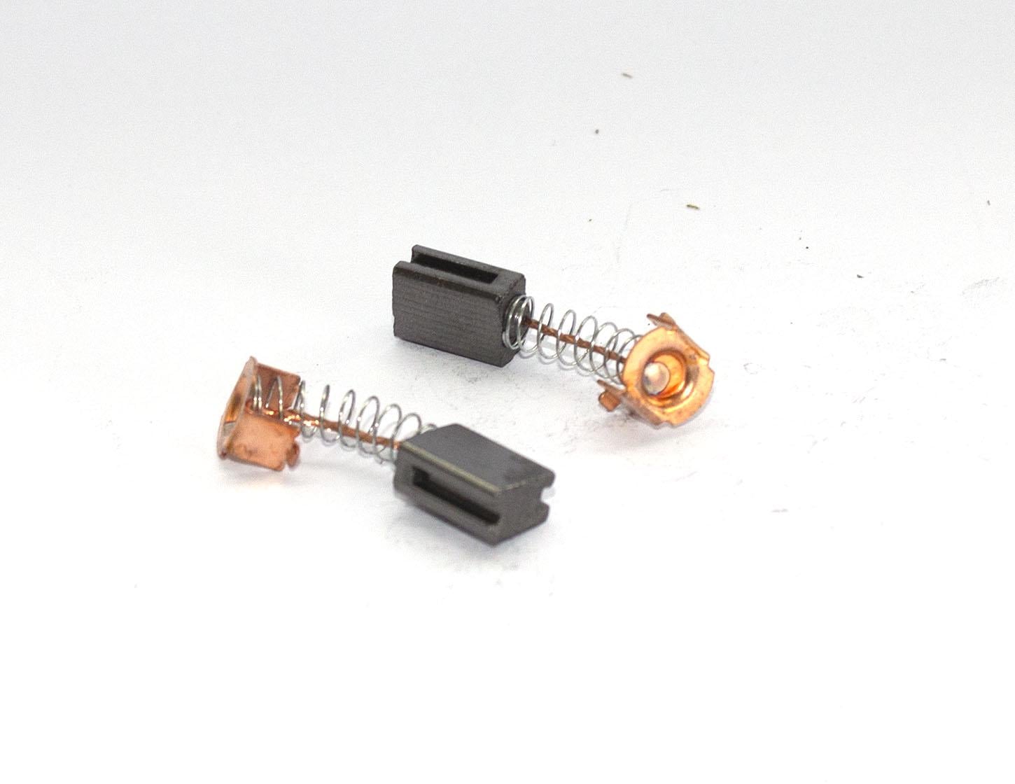 Щетки угольные для электроинструмента Royce M105 12х9/6,9х6 мм Щетки угольные для электроинструмента Royce M105 12х9/6,9х6 мм