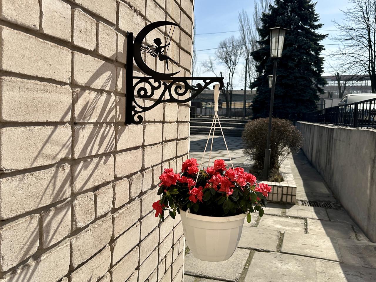 Кронштейн Фея на качели для кашпо с цветами метал Черный (Б014) - фото 4 Кронштейн Фея на качели для кашпо с цветами метал Черный (Б014) - фото 4