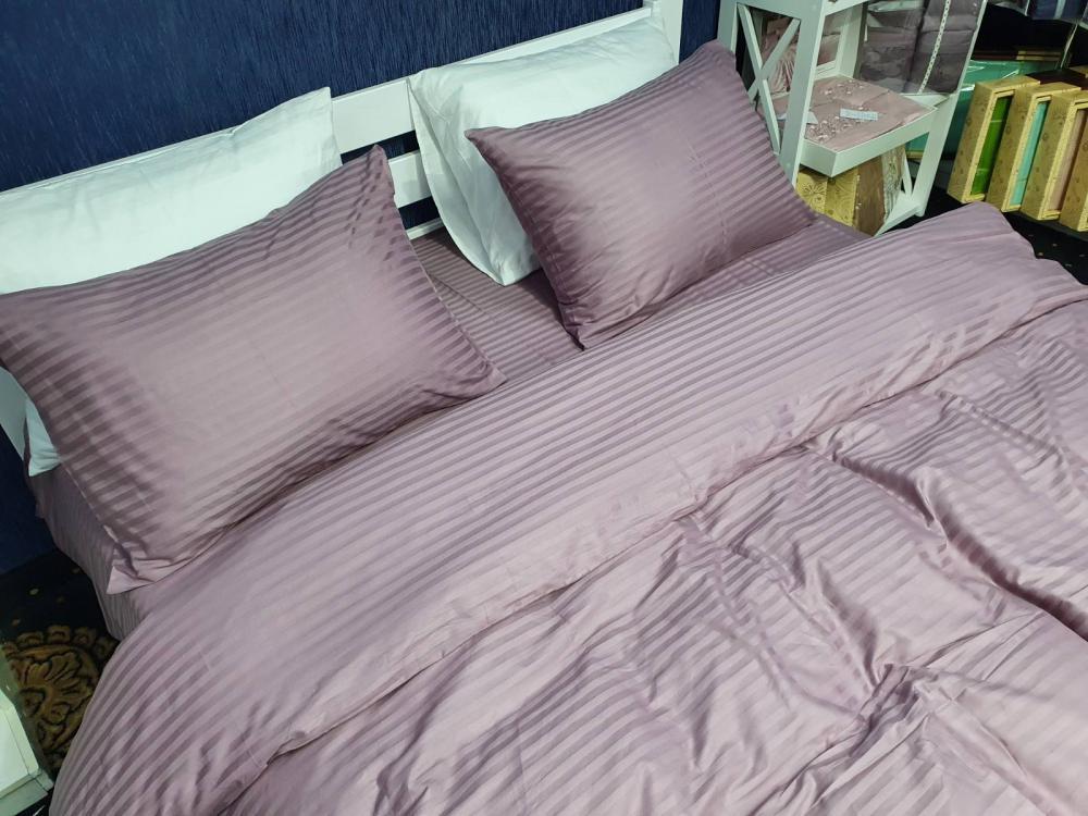 Комплект постельного белья на резинке Stripe LUX 1/1 см семейный/наволочки 50х70/70х70 см Light Plum (3895) - фото 1