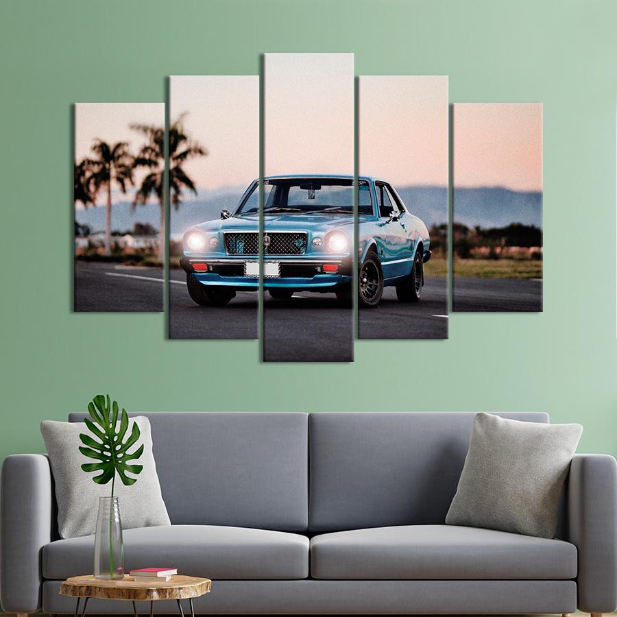 Картина Автомобиль Авто Toyota Corolla лазурного цвета 112x68 см (A1170-5)