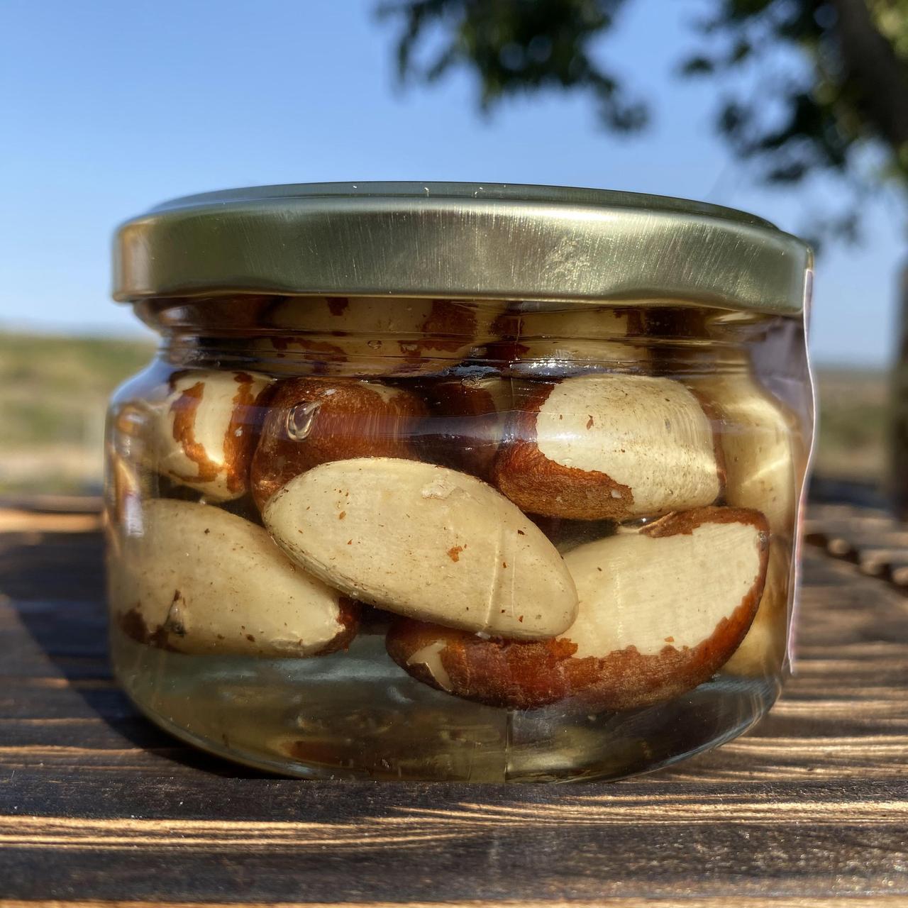 Орех бразильский в меду акации 250 мл 270 г (1495502617)