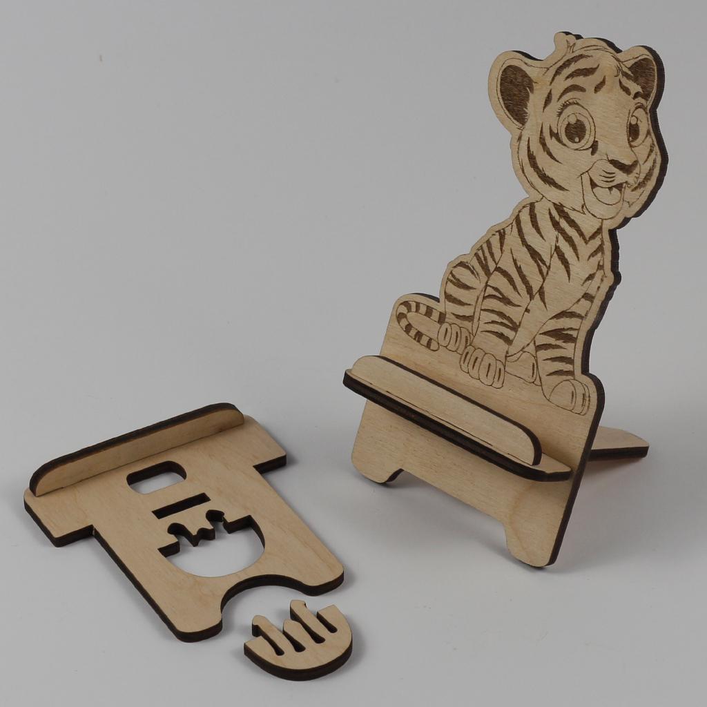 Підставка-тримач для телефону з дерева тигреня 122 (03020119)