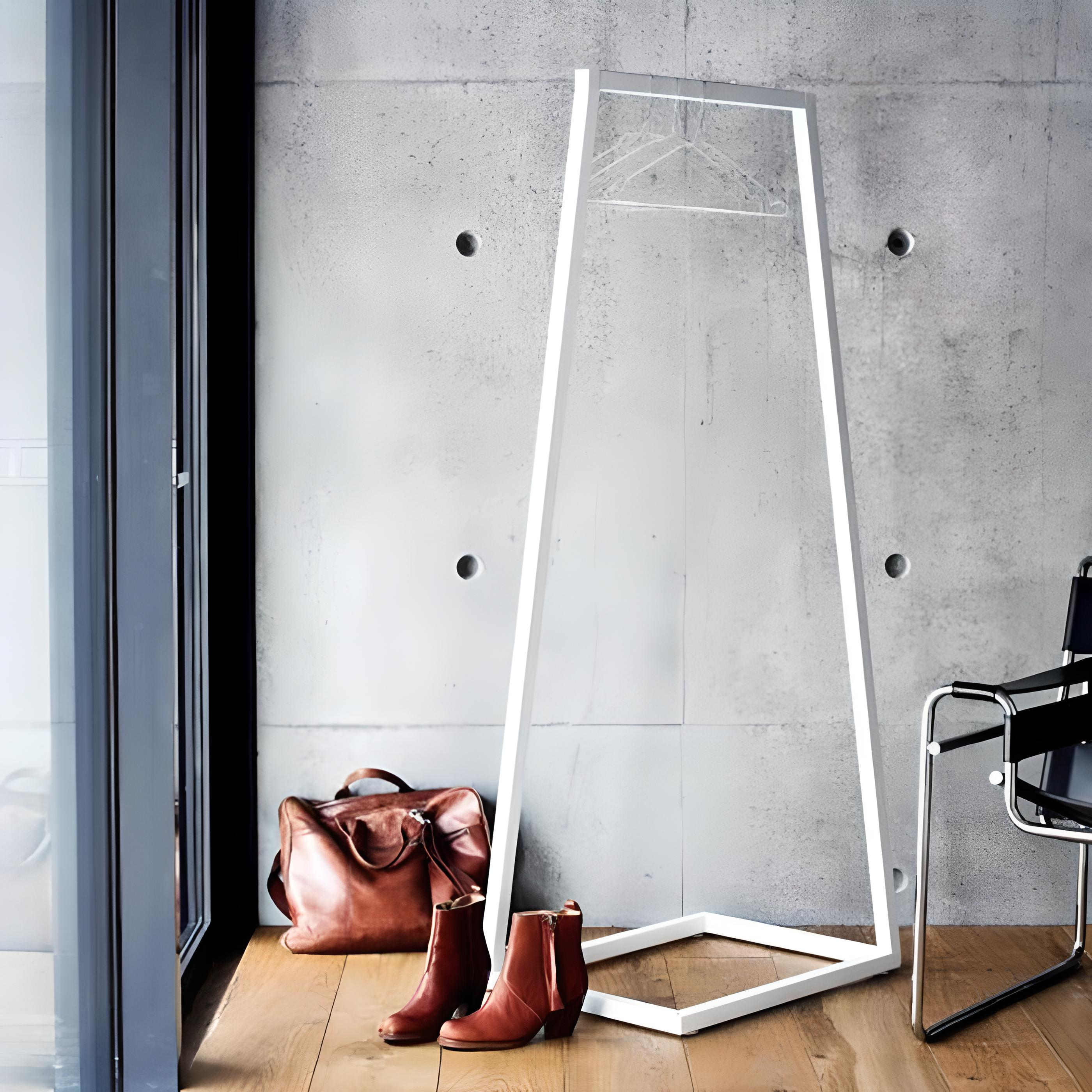 Напольная металлическая вешалка-стойка для одежды  160х60х40 см (MR23)