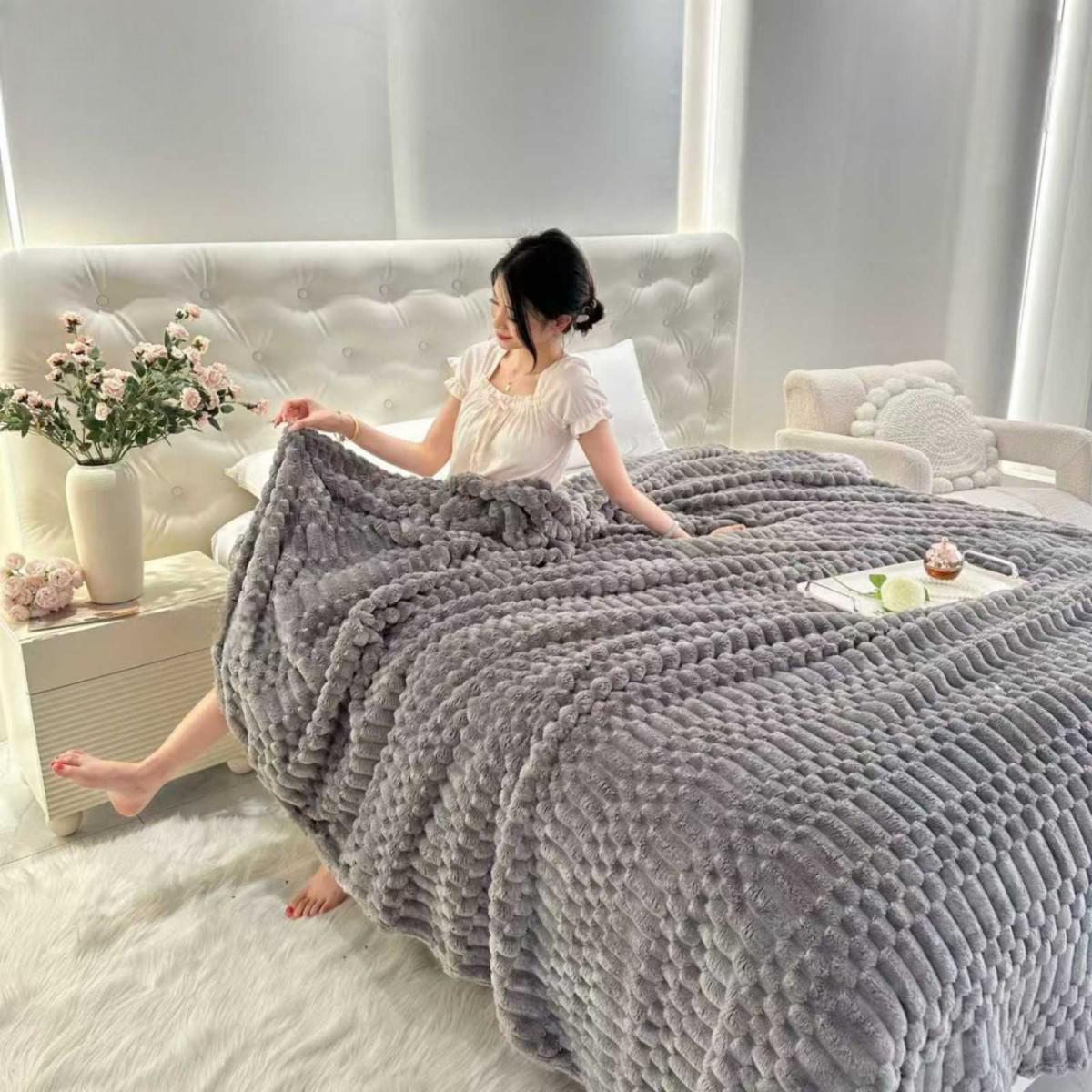 Плед Koloco Шарпей 3D Евро 220х240 см Темно-серый (41047) - фото 2 Плед Koloco Шарпей 3D Евро 220х240 см Темно-серый (41047) - фото 2