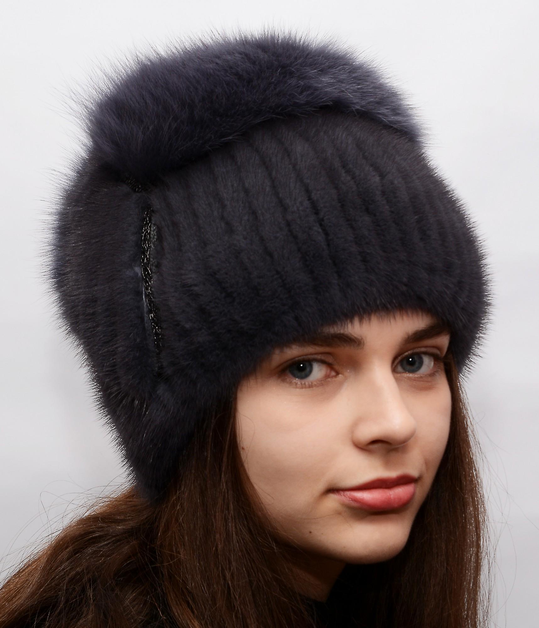 Женская шапка из вязаной норки Меховой стиль Спираль с помпоном натуральный мех Ирис (118)