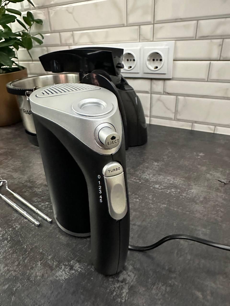 Міксер на підставці ручний RAF з обертаючою металевою чашею 3 л 5 швидкостей +турбо 1000 Вт Чорний (R-6662) - фото 3 Міксер на підставці ручний RAF з обертаючою металевою чашею 3 л 5 швидкостей +турбо 1000 Вт Чорний (R-6662) - фото 3