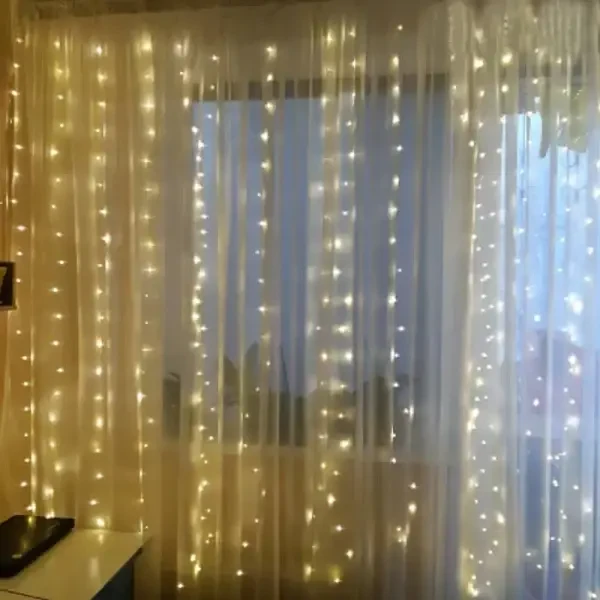 Гирлянда светодиодная Нить Роса 300 led теплая штора с пультом USB 3х3 м Гирлянда светодиодная Нить Роса 300 led теплая штора с пультом USB 3х3 м