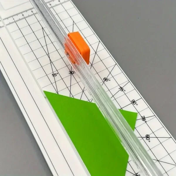 Різак для паперу з надтонким лезом та захистом від порізів рук (C01441) - фото 3 Різак для паперу з надтонким лезом та захистом від порізів рук (C01441) - фото 3