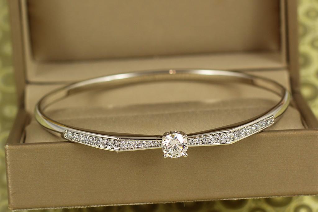 Браслет бенгл Xuping Jewelry Сияющий акцент 17-19 см Серебристый (30765786)