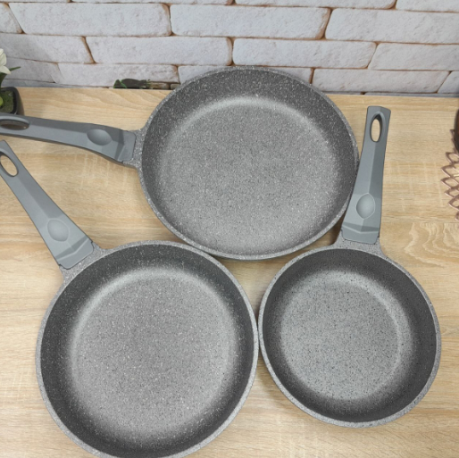 Набір сковорідок алюмінієвих OMS з антипригарним покриттям 20/24/28 см (3727) - фото 5 Набір сковорідок алюмінієвих OMS з антипригарним покриттям 20/24/28 см (3727) - фото 5