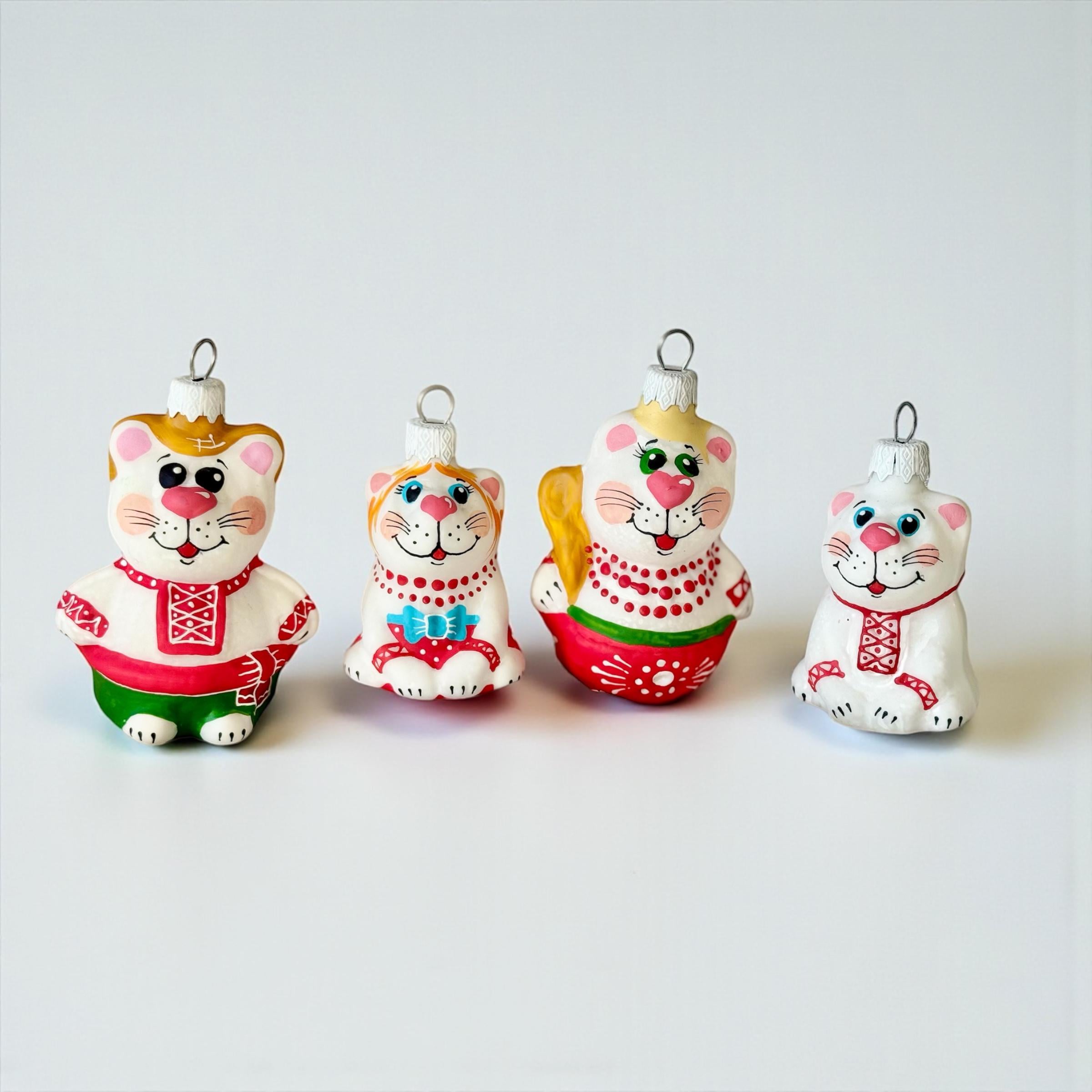 Набор игрушек на елку Кошачья семья 4 шт. (N 89-3)
