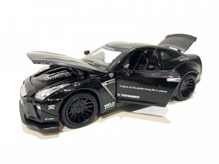 Машинка TK Union Group 1:32 Nissan GTR Auto Expert 38071 Черный