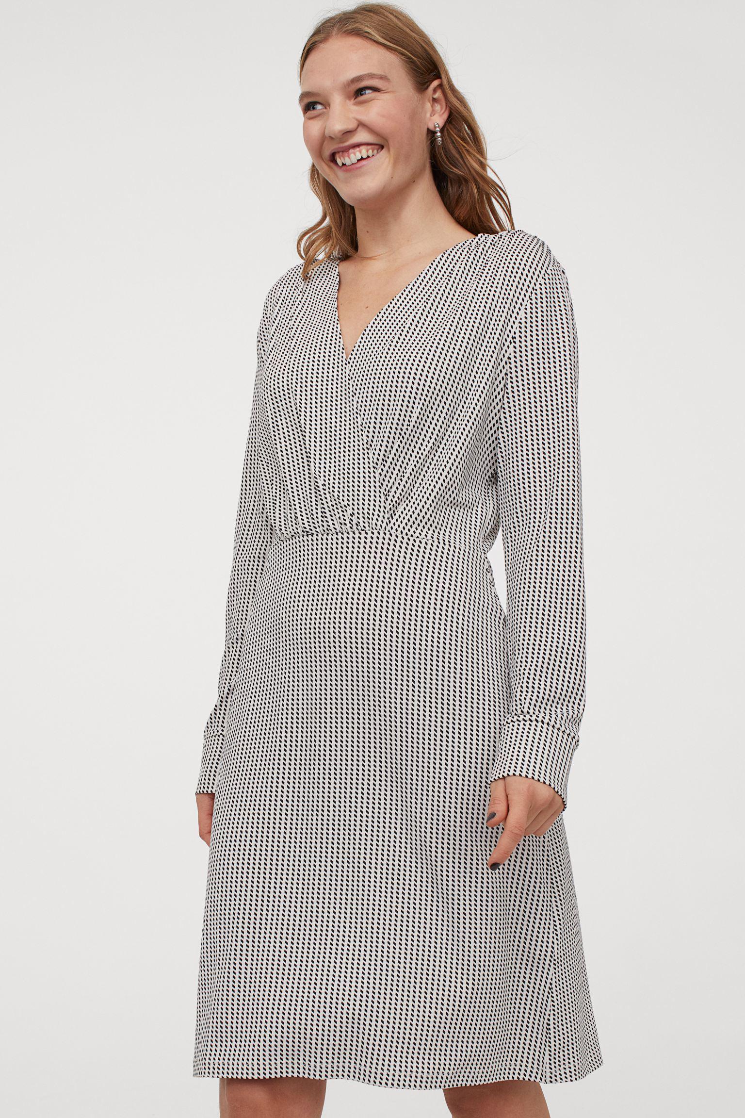 Платье H&M М Белый (923522b24)