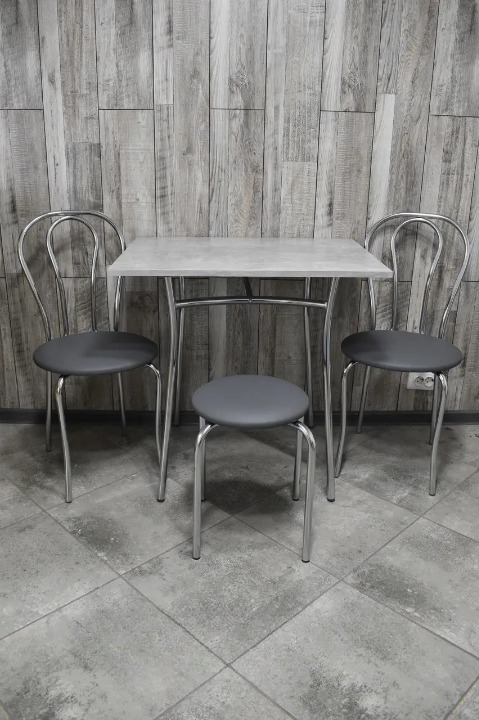 Комплект кухонний Tulipan Тріо стіл/стільці 2 шт./табурет 60х80х75 см Світлий бетон/Сірий/Хром