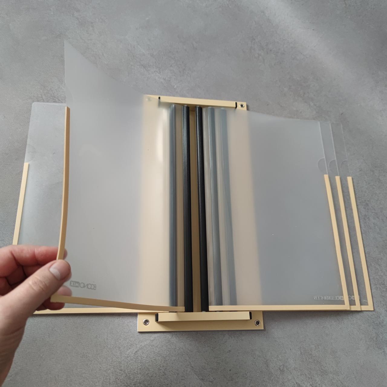 Стенд-книжка Економ на 5 кишень без заголовку Бежевий (2067315267) - фото 5