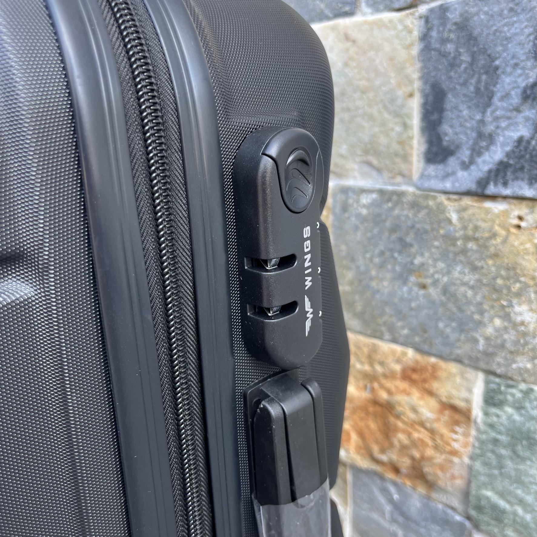 Валіза дорожня Wings 147 з полікарбонату S 55x38x23 см Чорний (10881127) - фото 5 Валіза дорожня Wings 147 з полікарбонату S 55x38x23 см Чорний (10881127) - фото 5